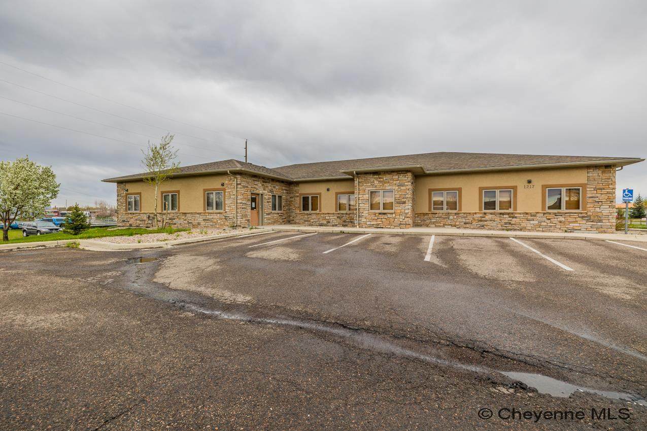 1217 Greeley Hwy - Photo 1