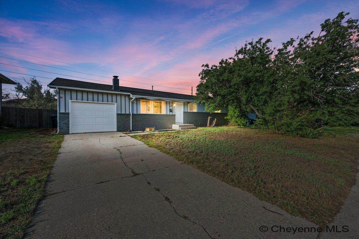 309 Bocage Dr - Photo 1