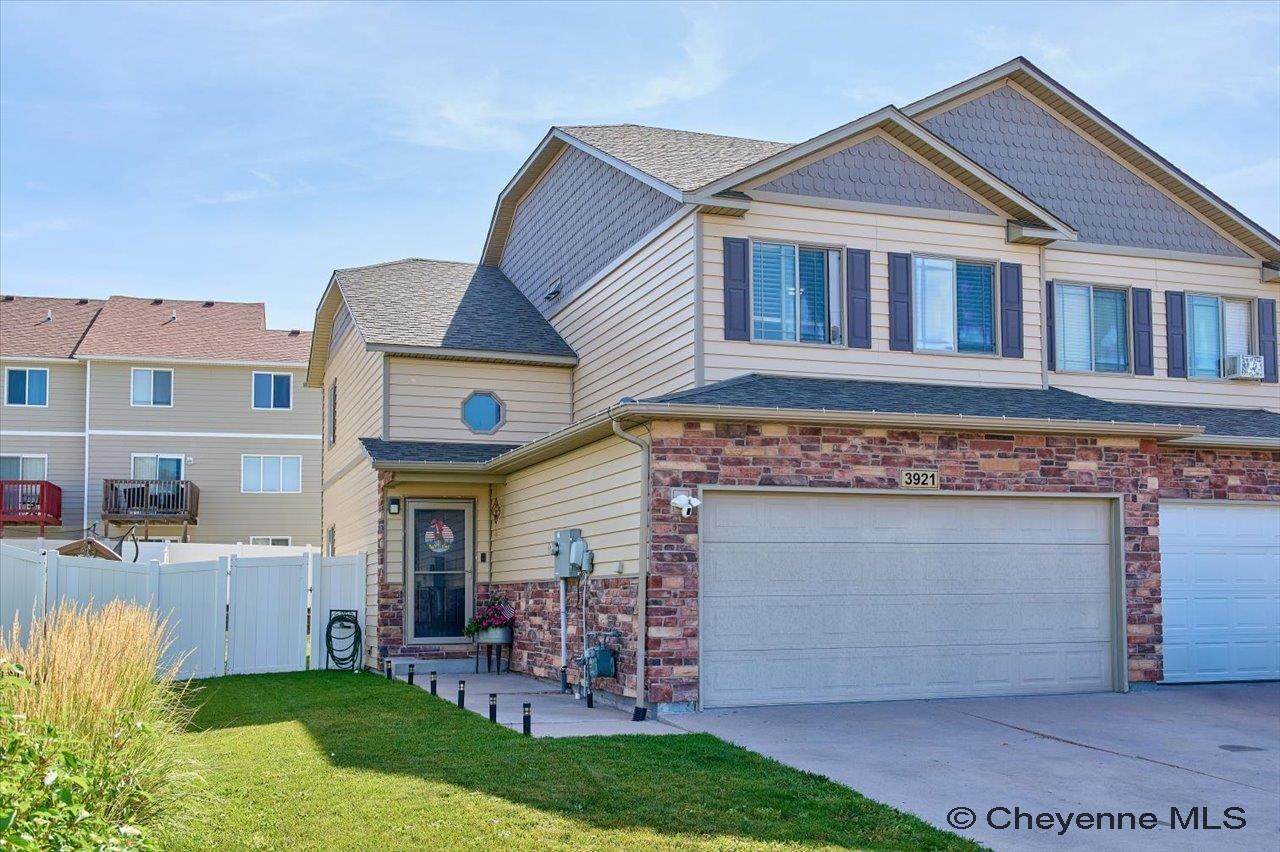 3921 Saddle Ridge Tr - Photo 1