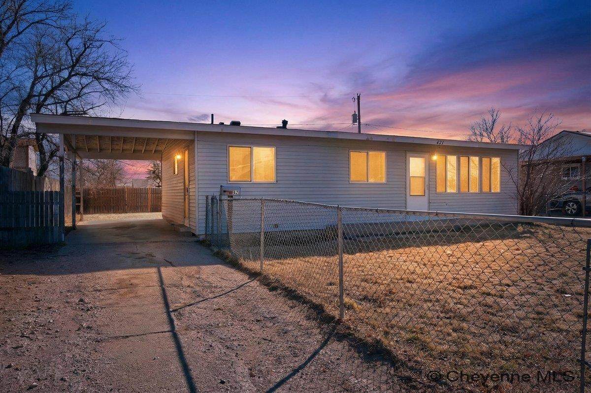 221 Desmet Dr - Photo 1