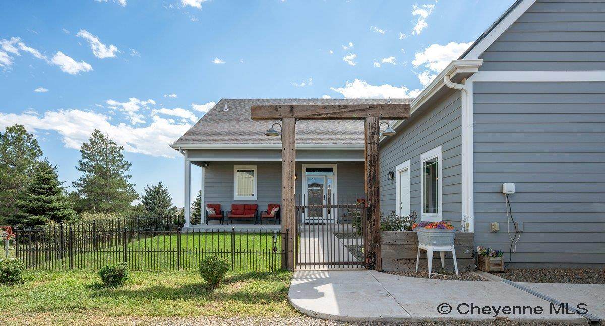 9713 Yellowstone Rd - Photo 1