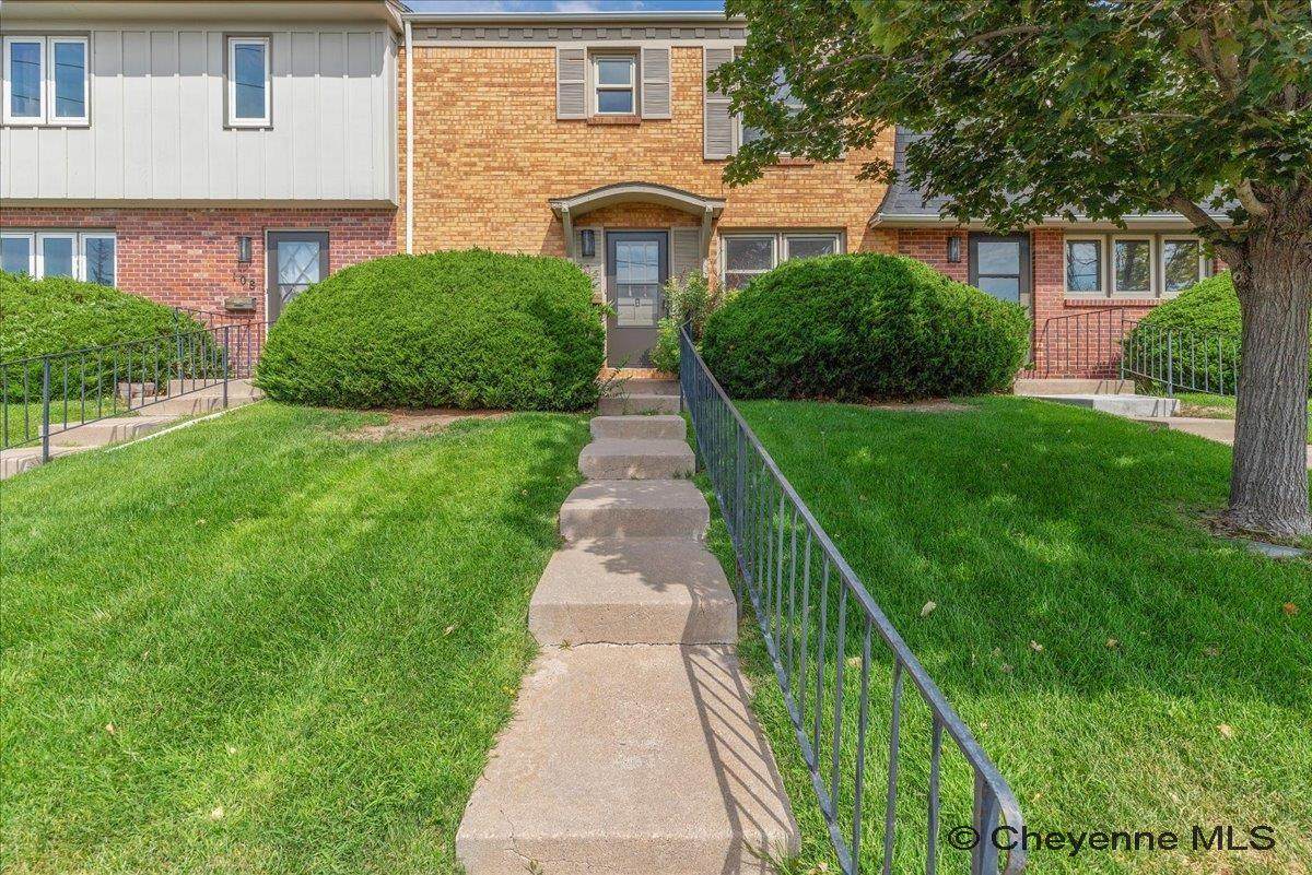 104 29TH ST - Photo 1