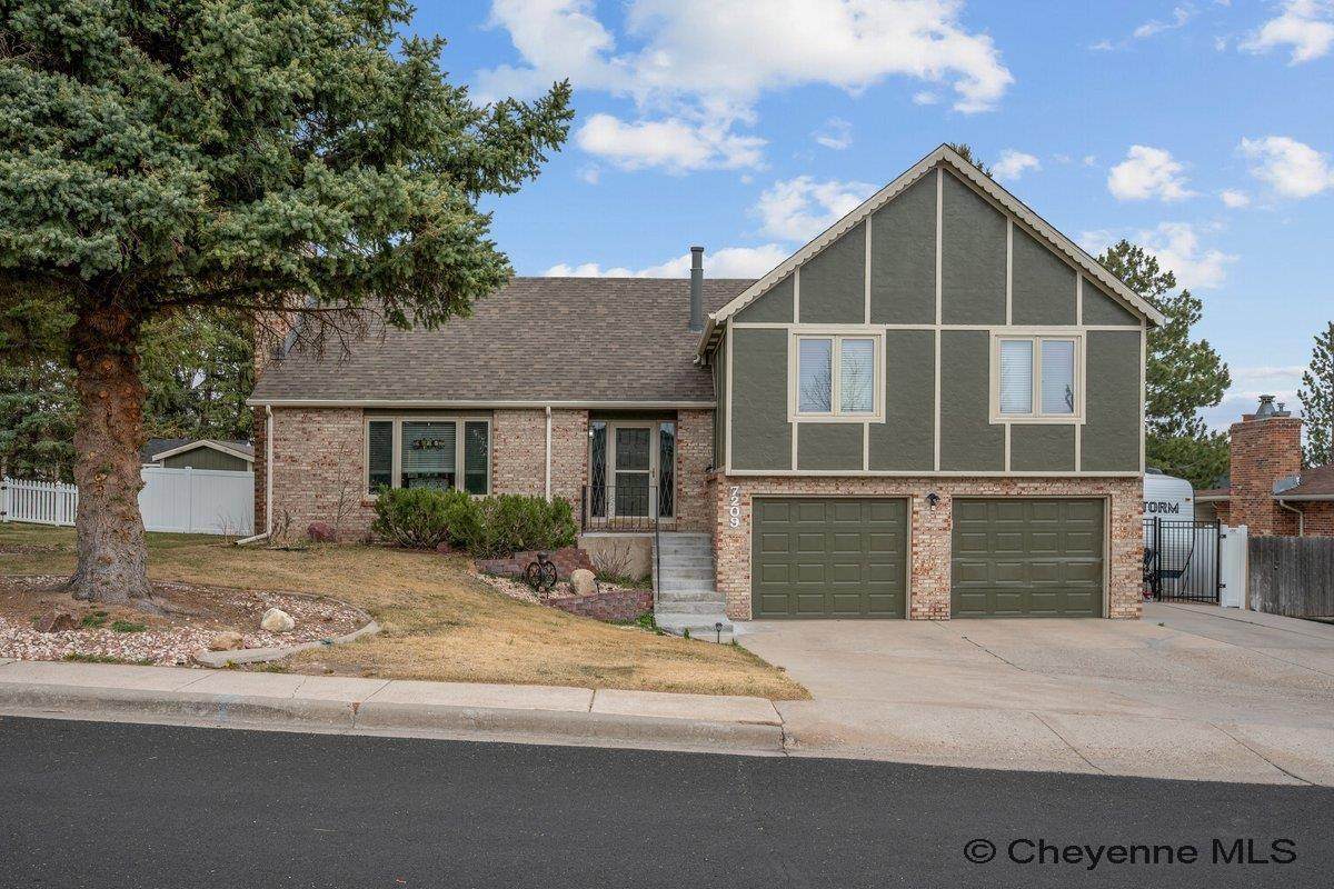 7209 Hawthorne Dr - Photo 1