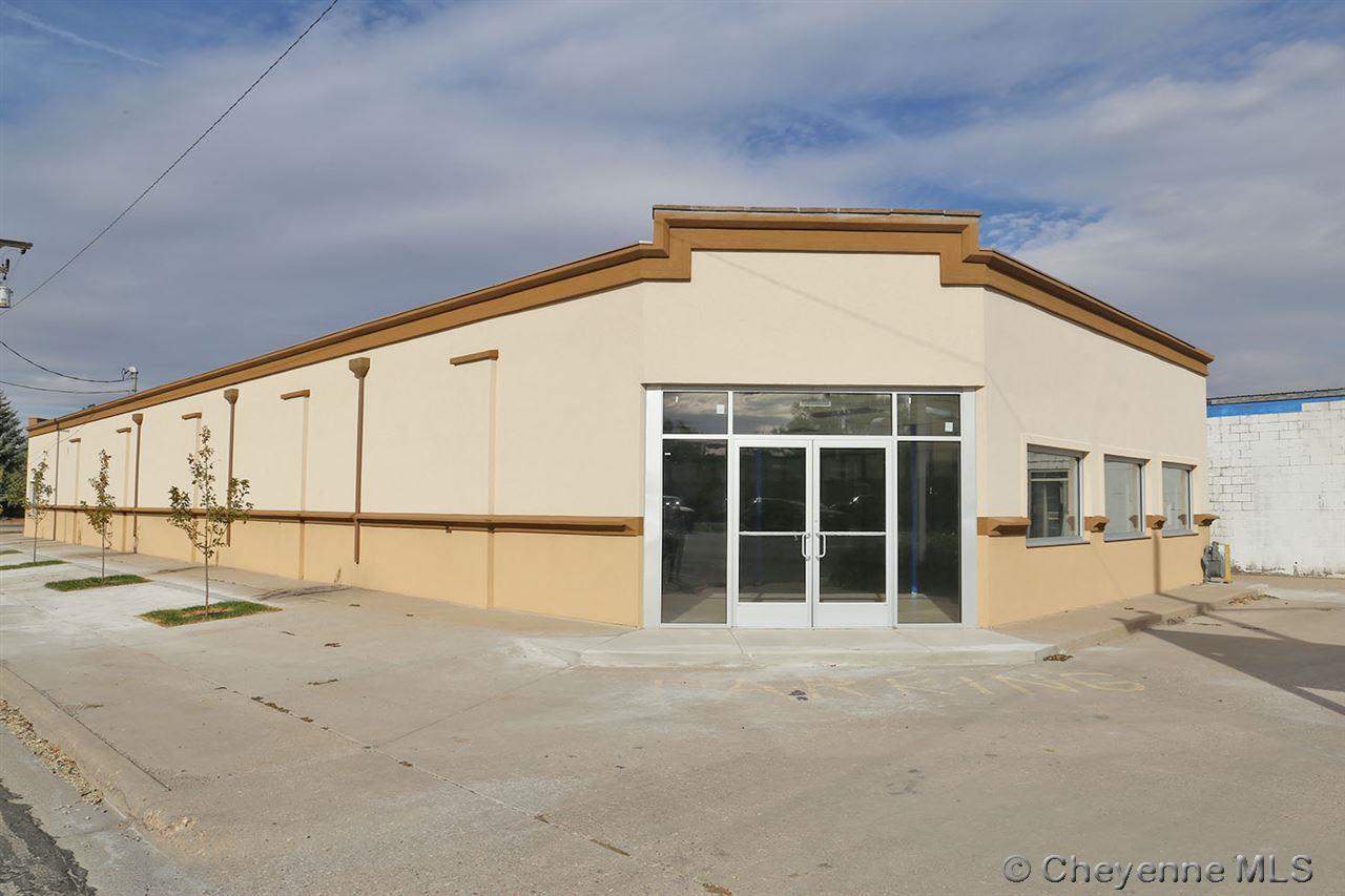 2400 Lincolnway - Photo 1