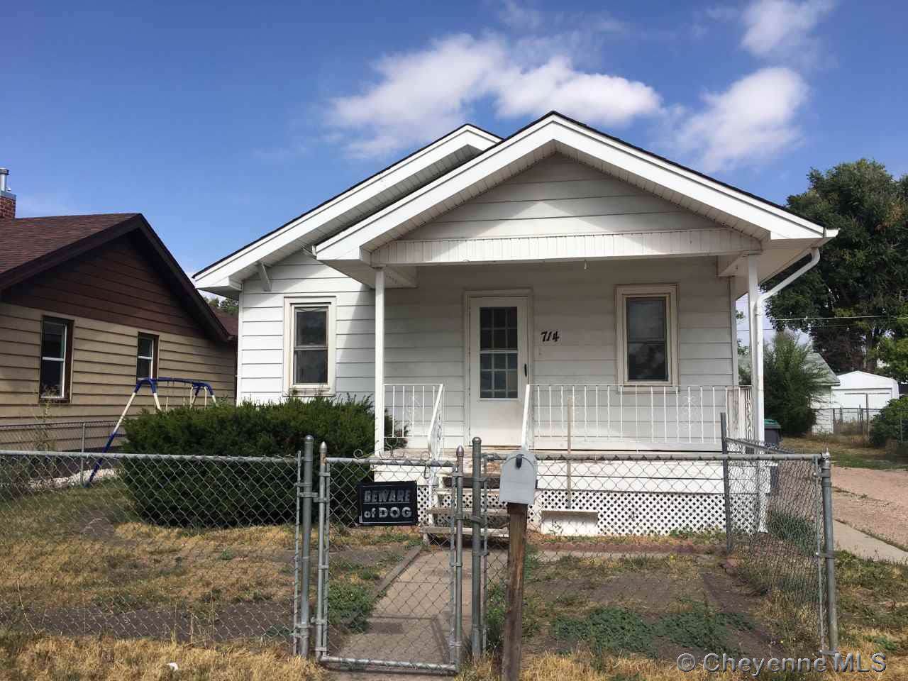 714 7TH ST - Photo 1