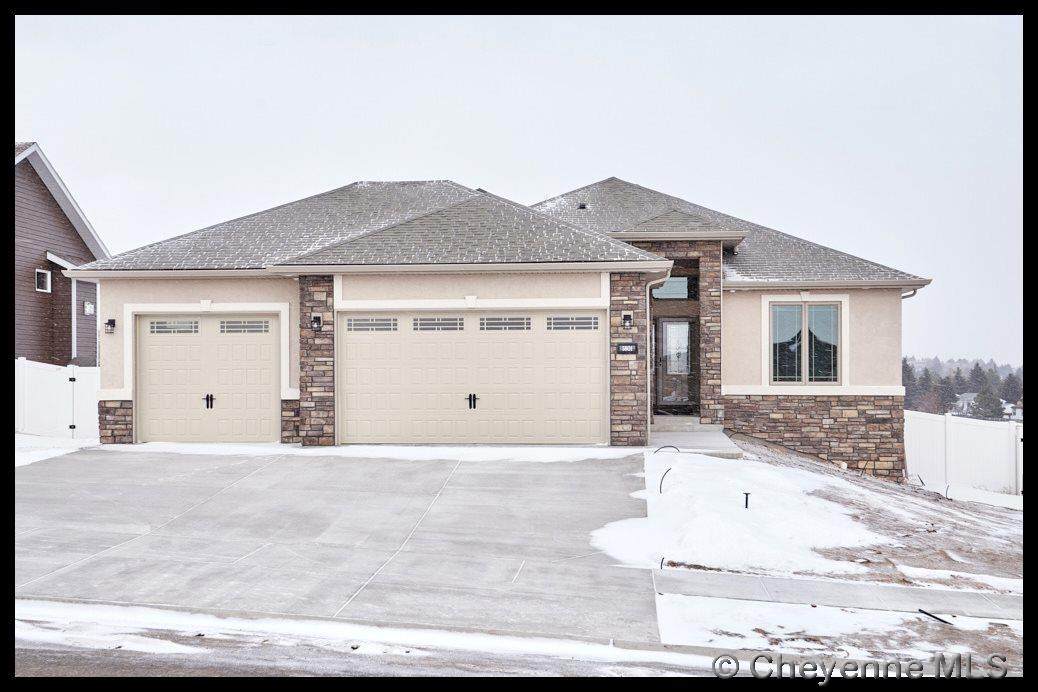 5801 Jade Bluff - Photo 1