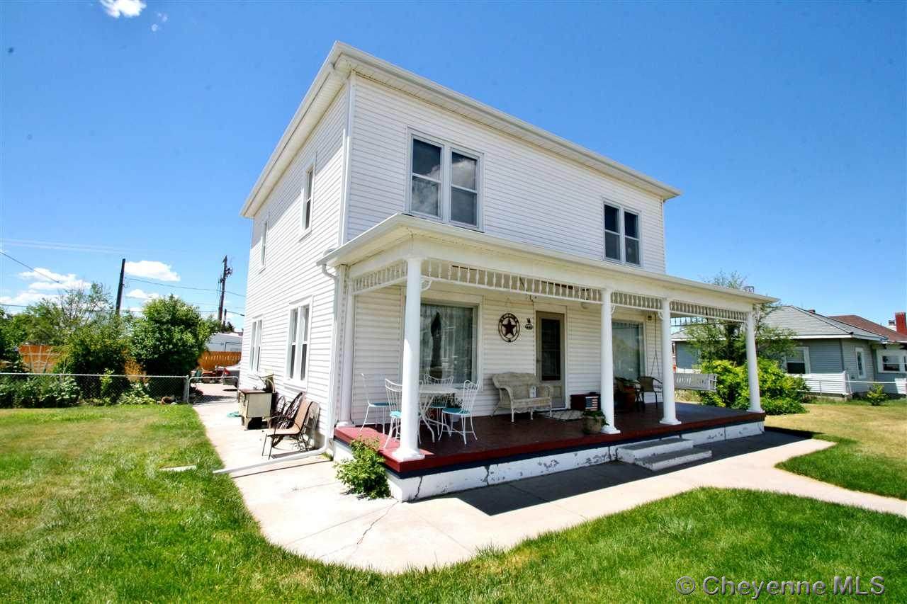 416 Main St - Photo 1