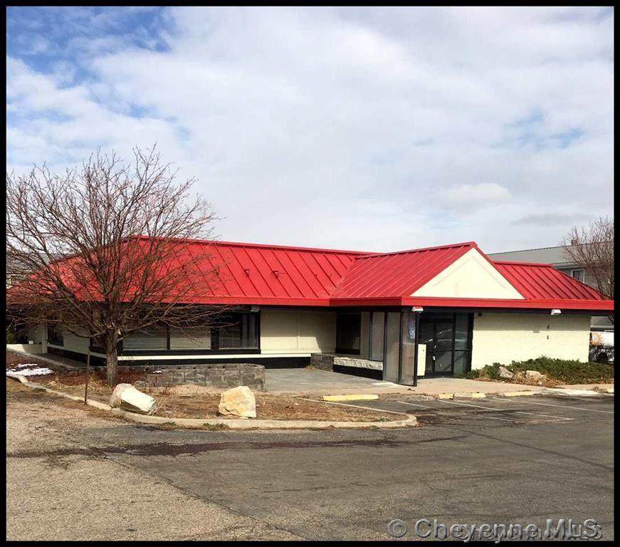 2414 Lincolnway - Photo 1