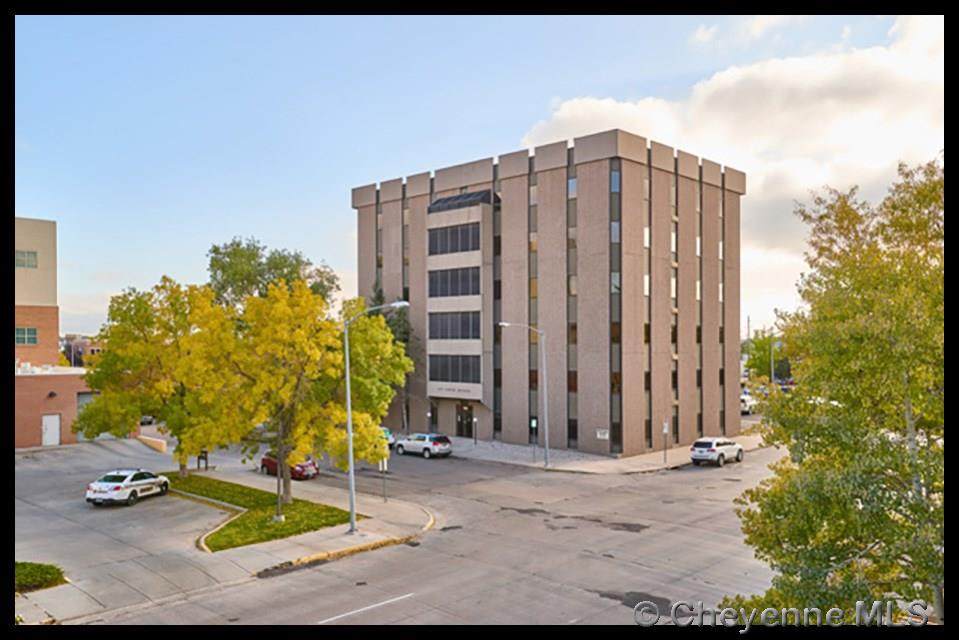1920 Thomes Ave - Photo 1