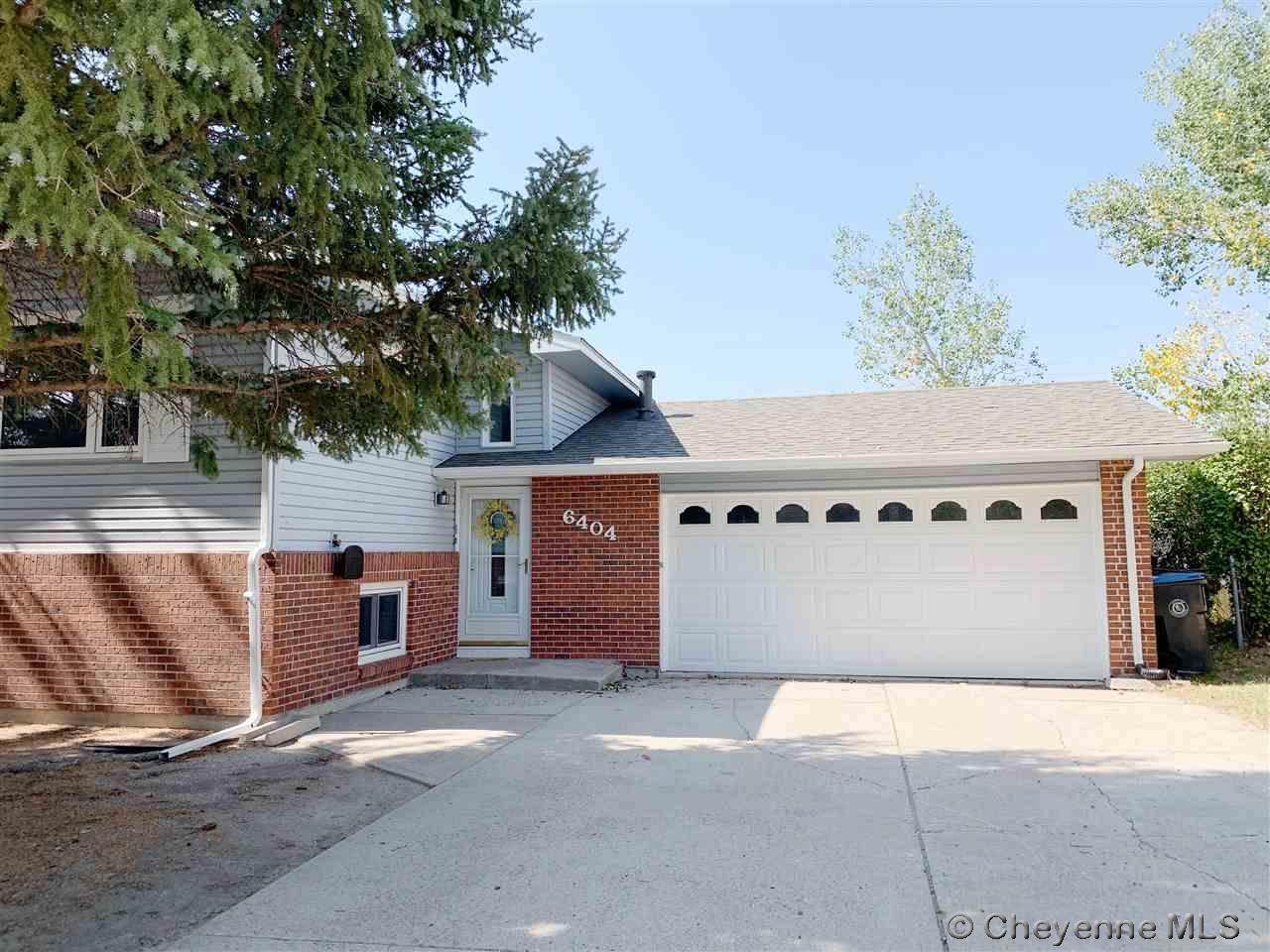 6404 Kevin Ave - Photo 1