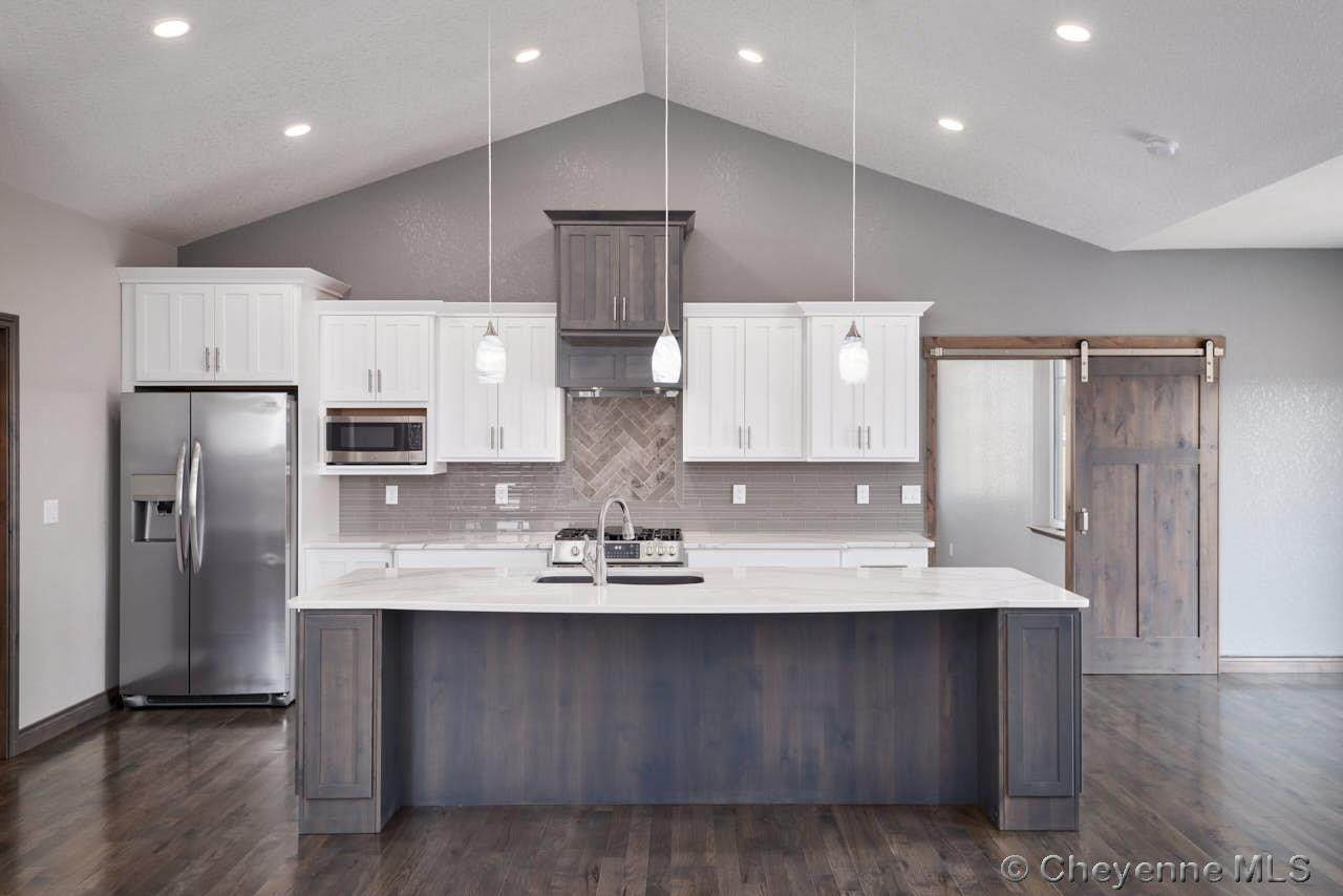 1808 Carefree Ln - Photo 1