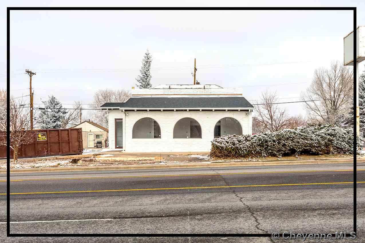 1218 Pershing Blvd - Photo 1