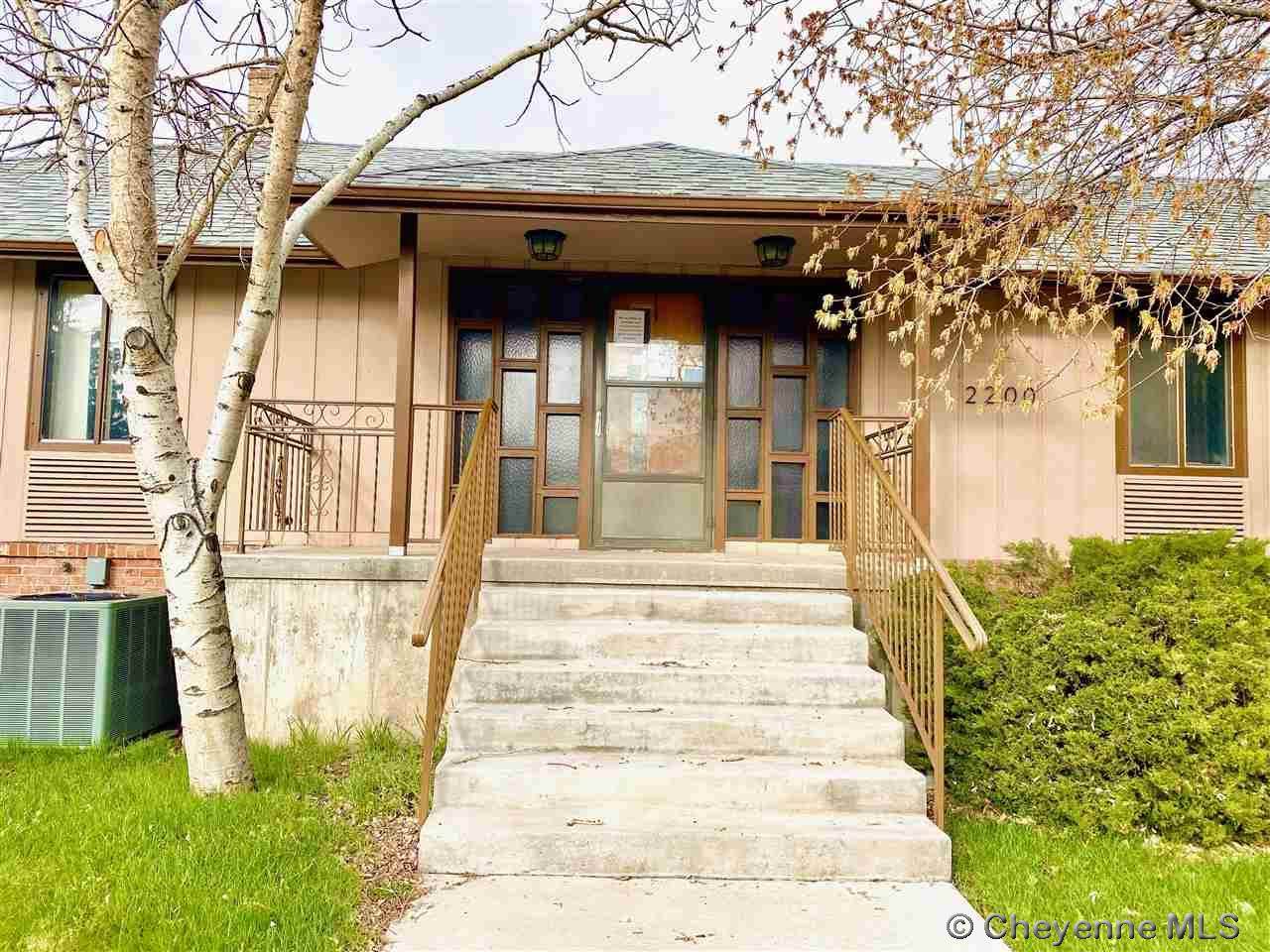 2200 Logan Ave - Photo 1