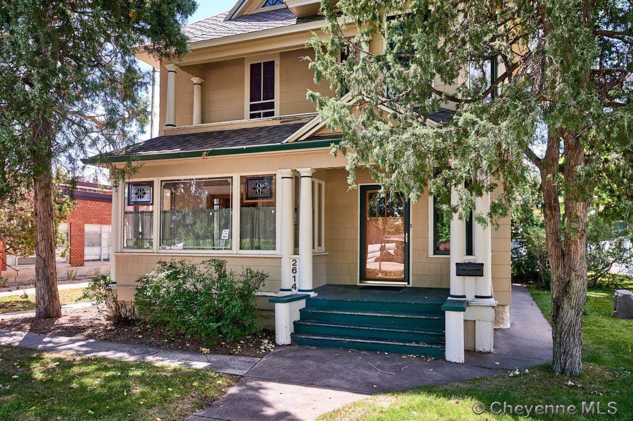 2614 Pioneer Ave - Photo 1