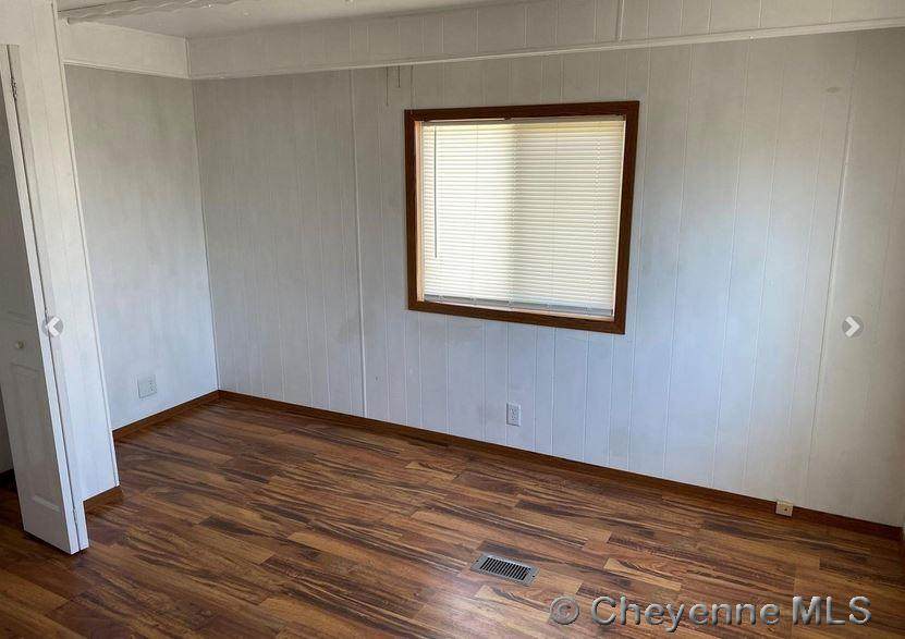 407 Stoney Ave - Photo 1