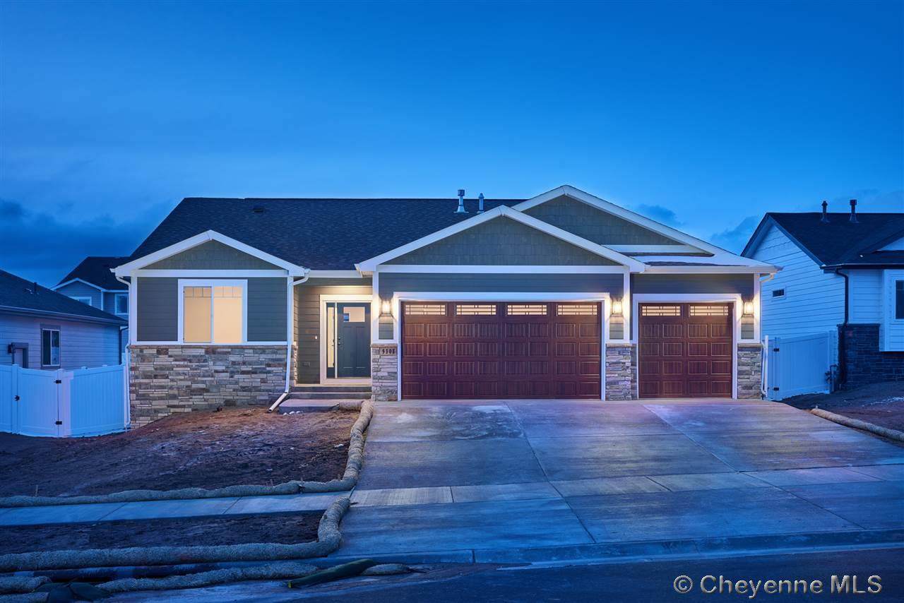 5700 Opal Dr - Photo 1