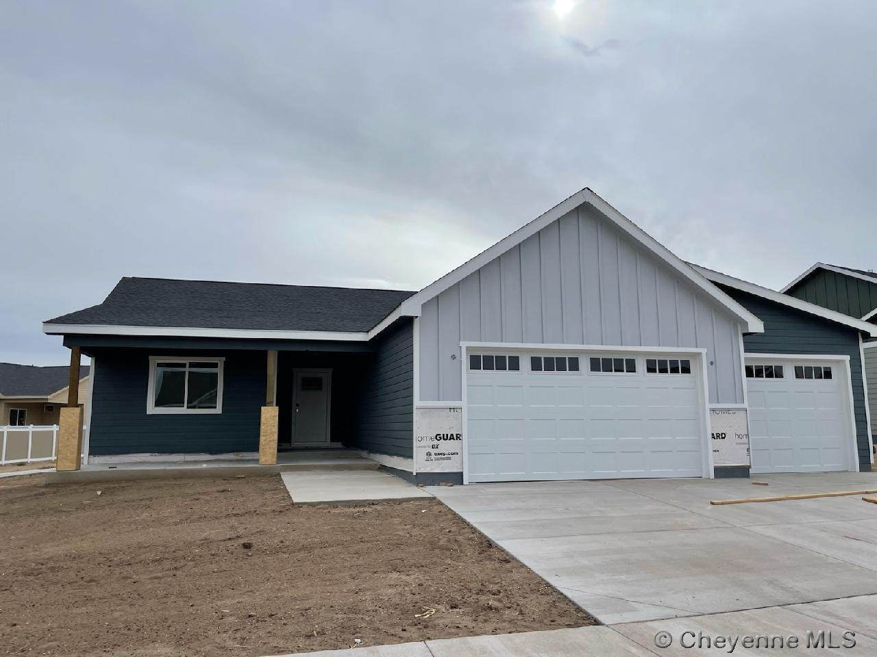 1311 Rabbit Brush Trl - Photo 1