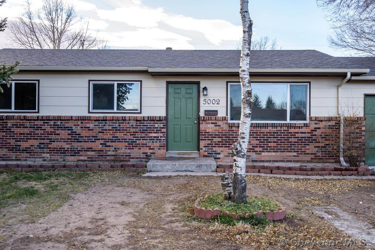 5002 Maple Wy - Photo 1