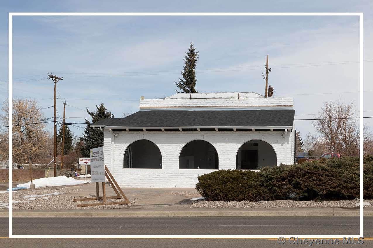 1218 Pershing Blvd - Photo 1