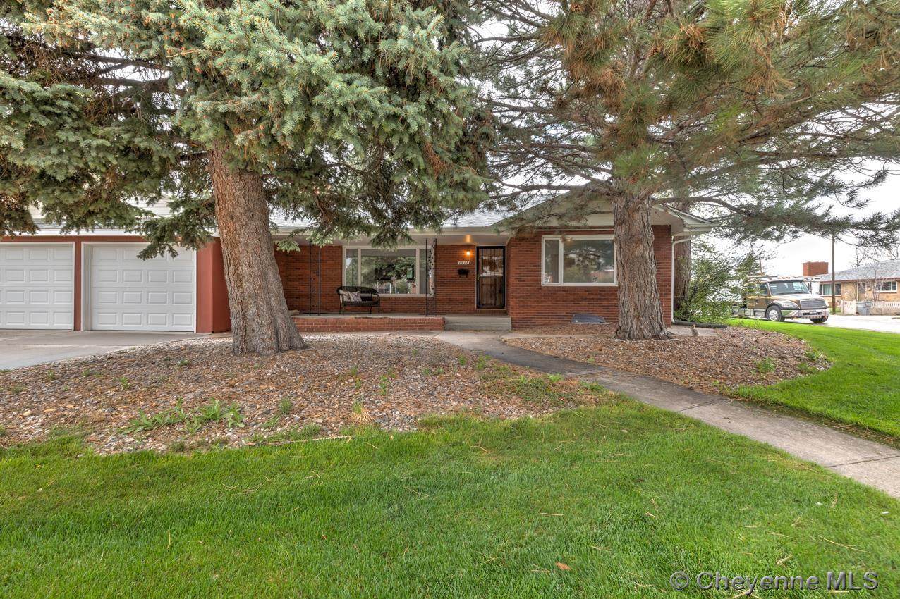 1518 Hot Springs Ave - Photo 1