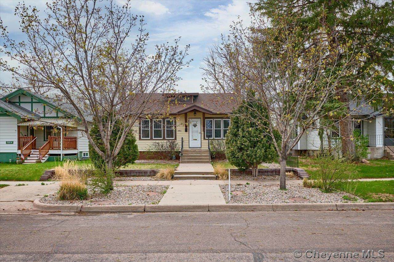 3016 Thomes Ave - Photo 1