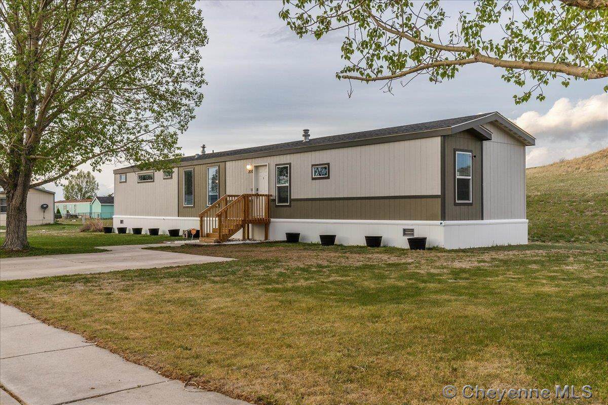 200 Pleasant Valley - Photo 1