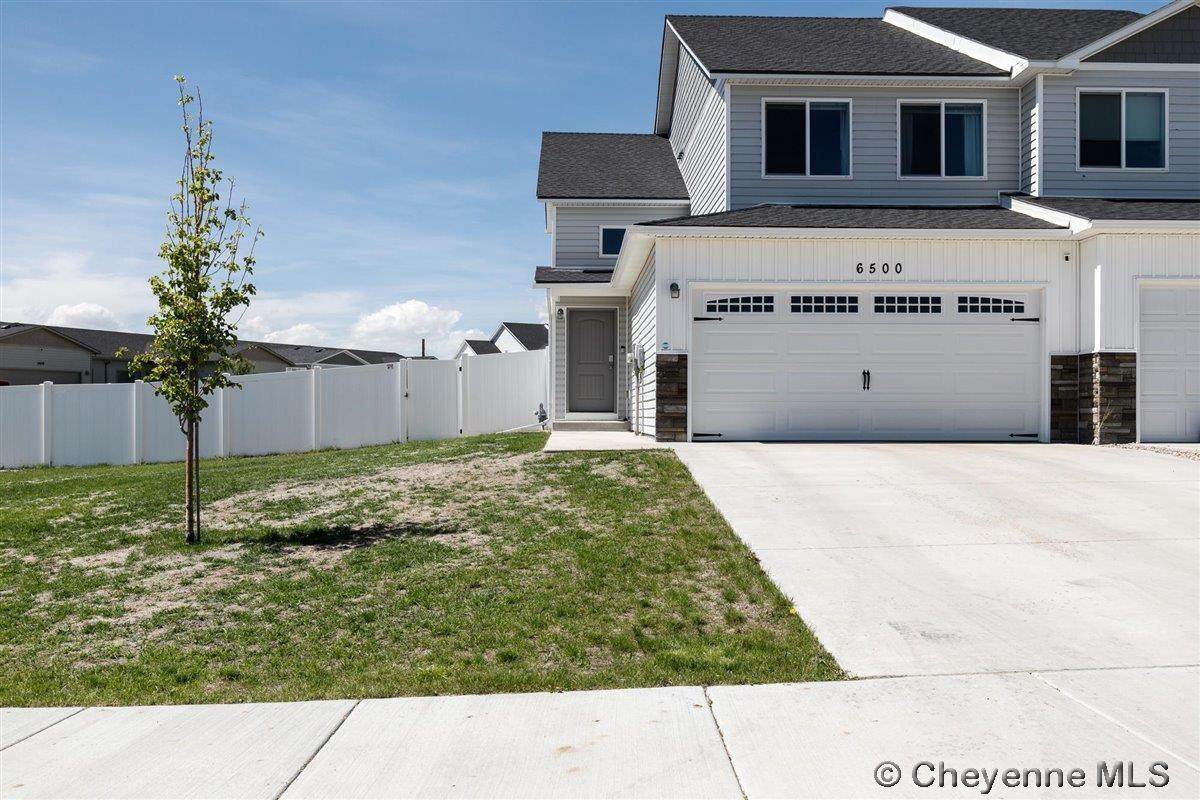 6500 Kicking Horse Ct - Photo 1