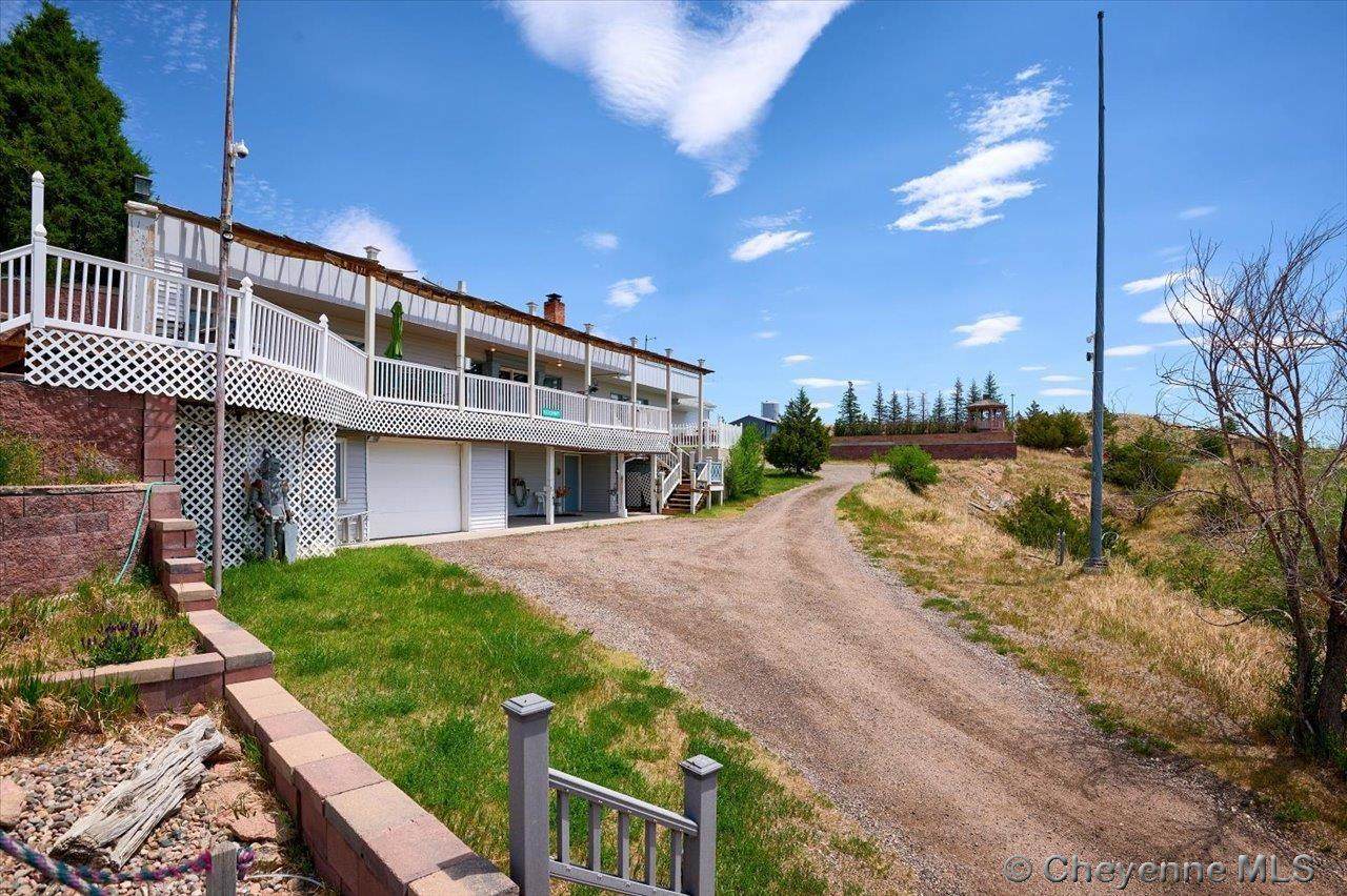 5415 College Dr - Photo 1