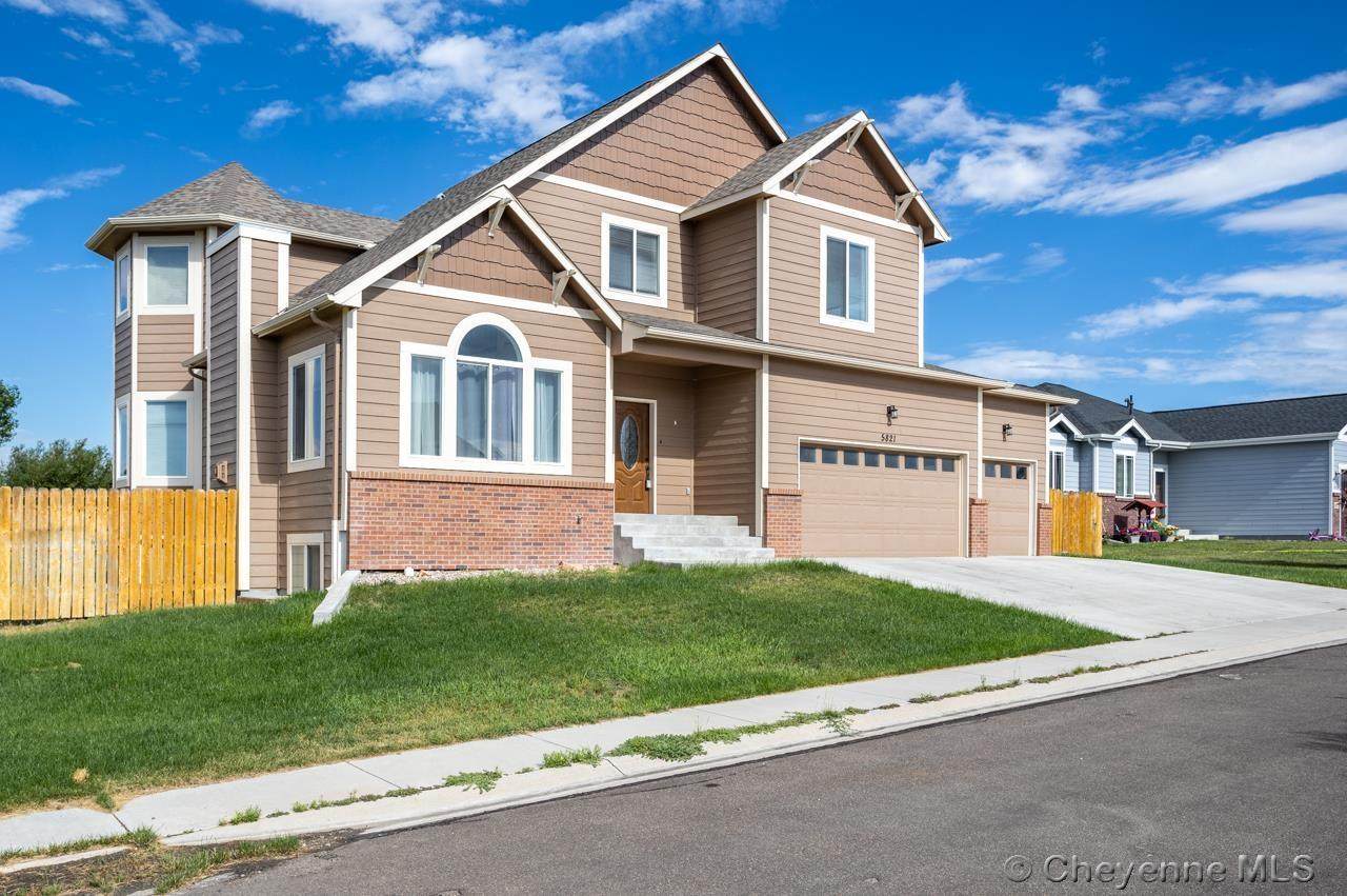 5821 Indigo Dr - Photo 1