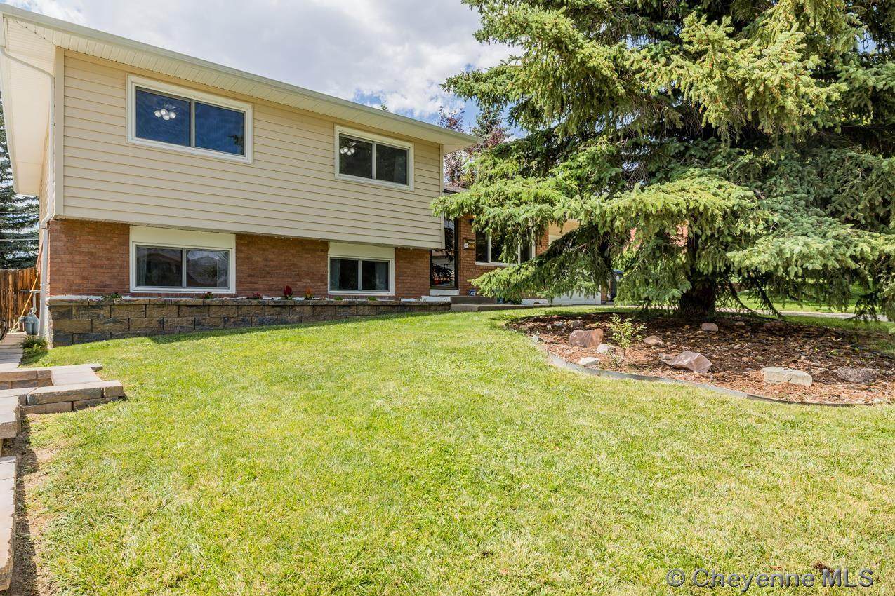 6116 Kerry Ave - Photo 1