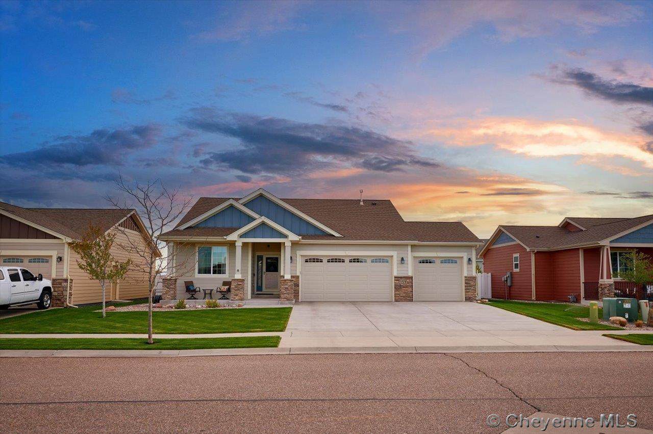 1020 Alyssa Way - Photo 1