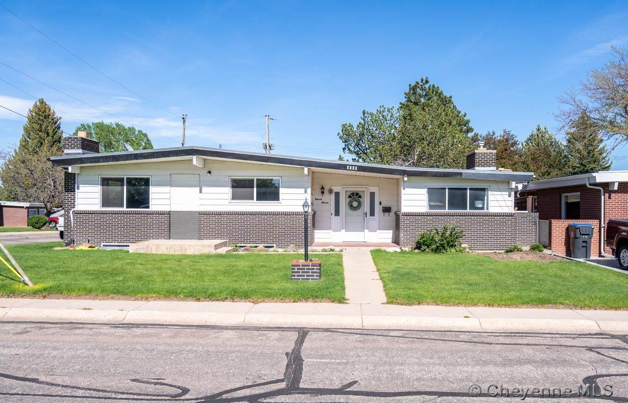 1111 Rosebud Rd - Photo 1
