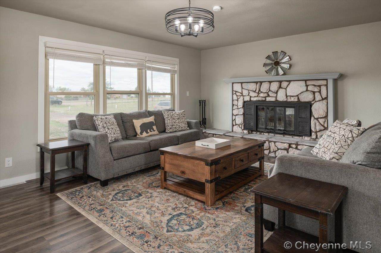 4708 Columbia Dr - Photo 1