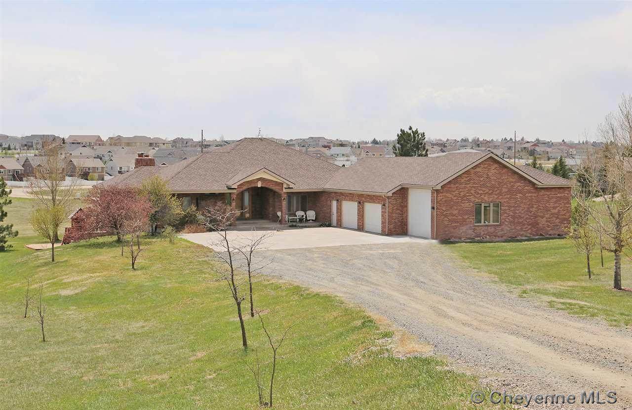 7910 Kepler Dr - Photo 1