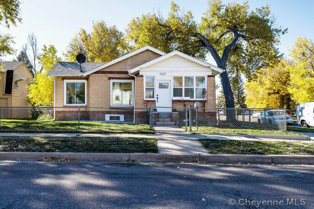 1223 Richardson Ct - Photo 1