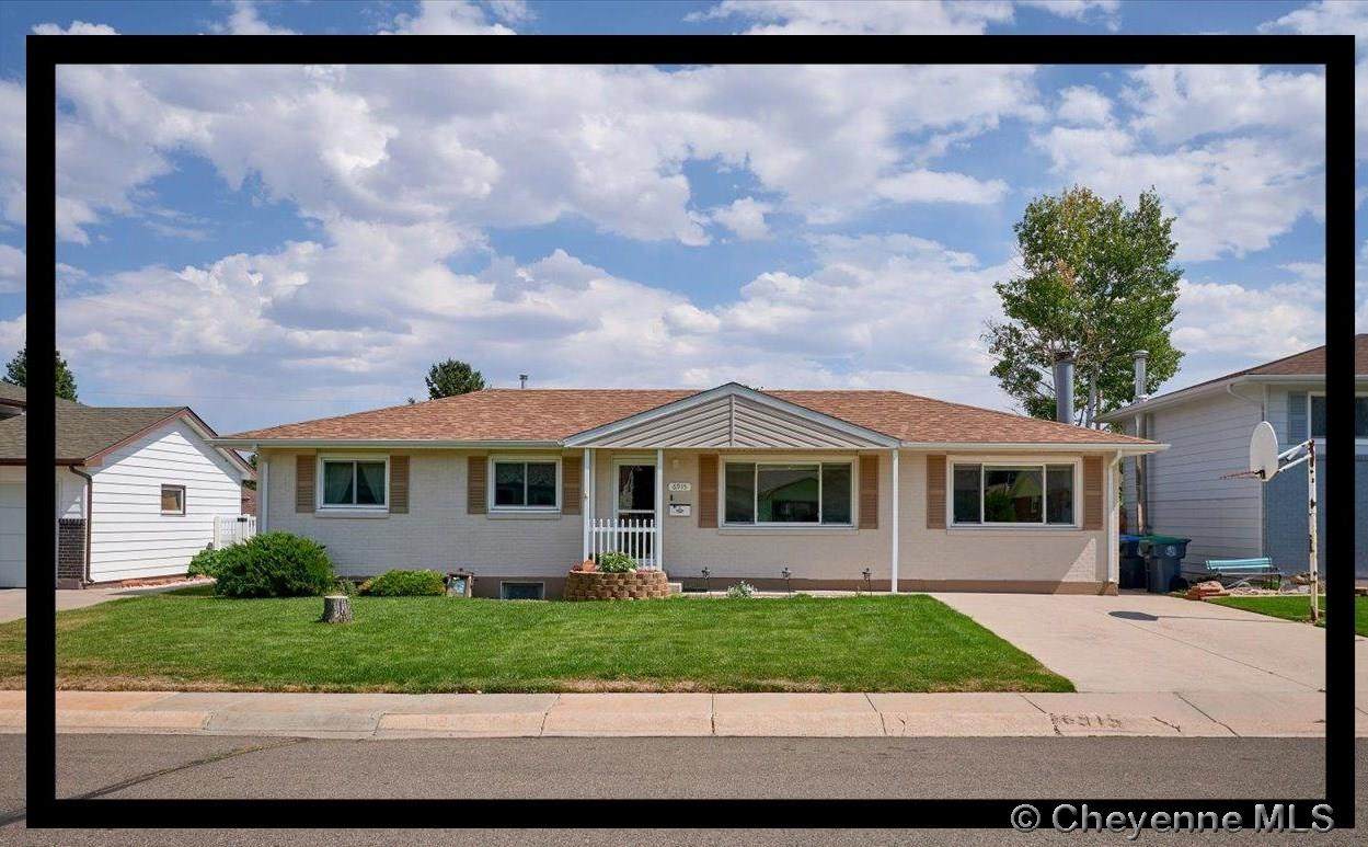6915 Windsor Blvd - Photo 1
