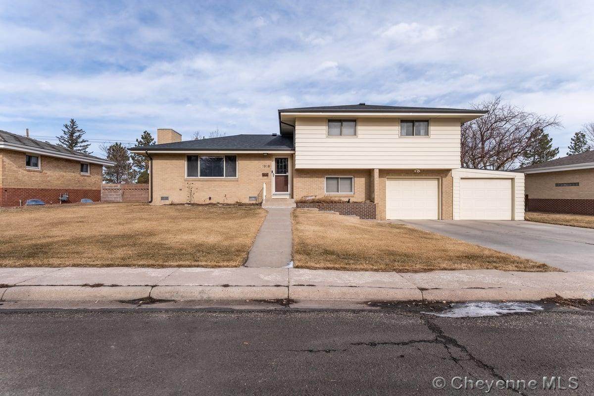 1818 Cheshire Dr - Photo 1