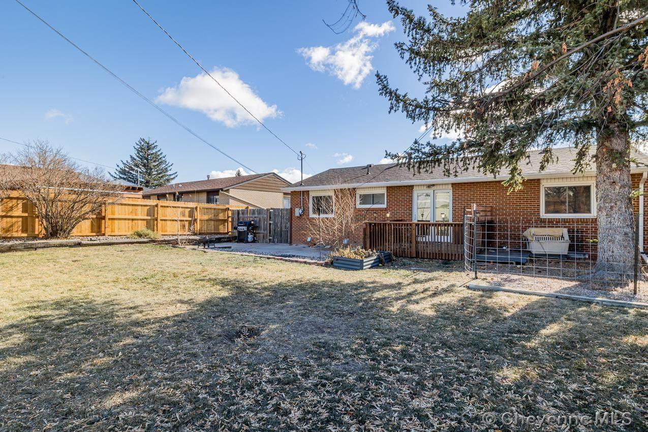 630 Ridgeland St - Photo 1
