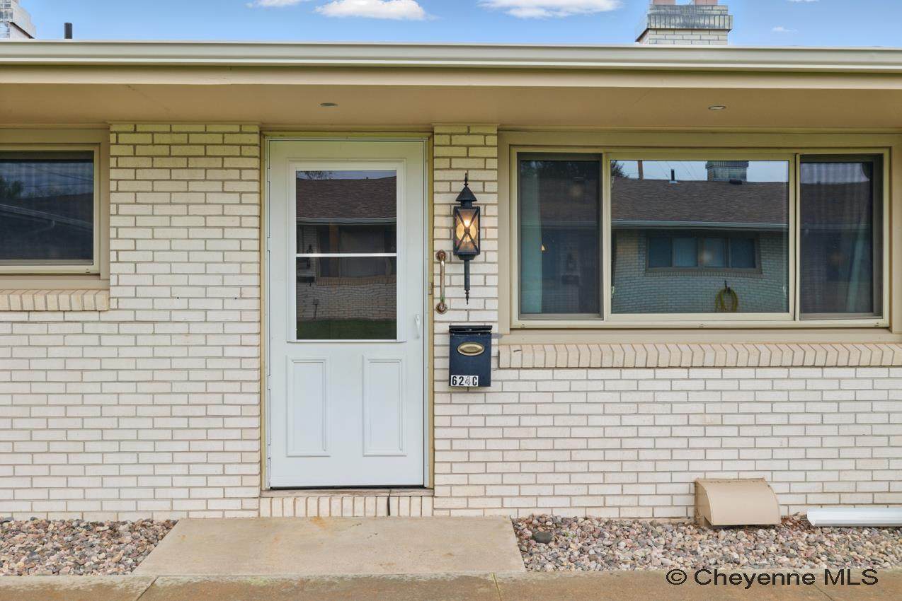 624 Western Hills Blvd - Photo 1