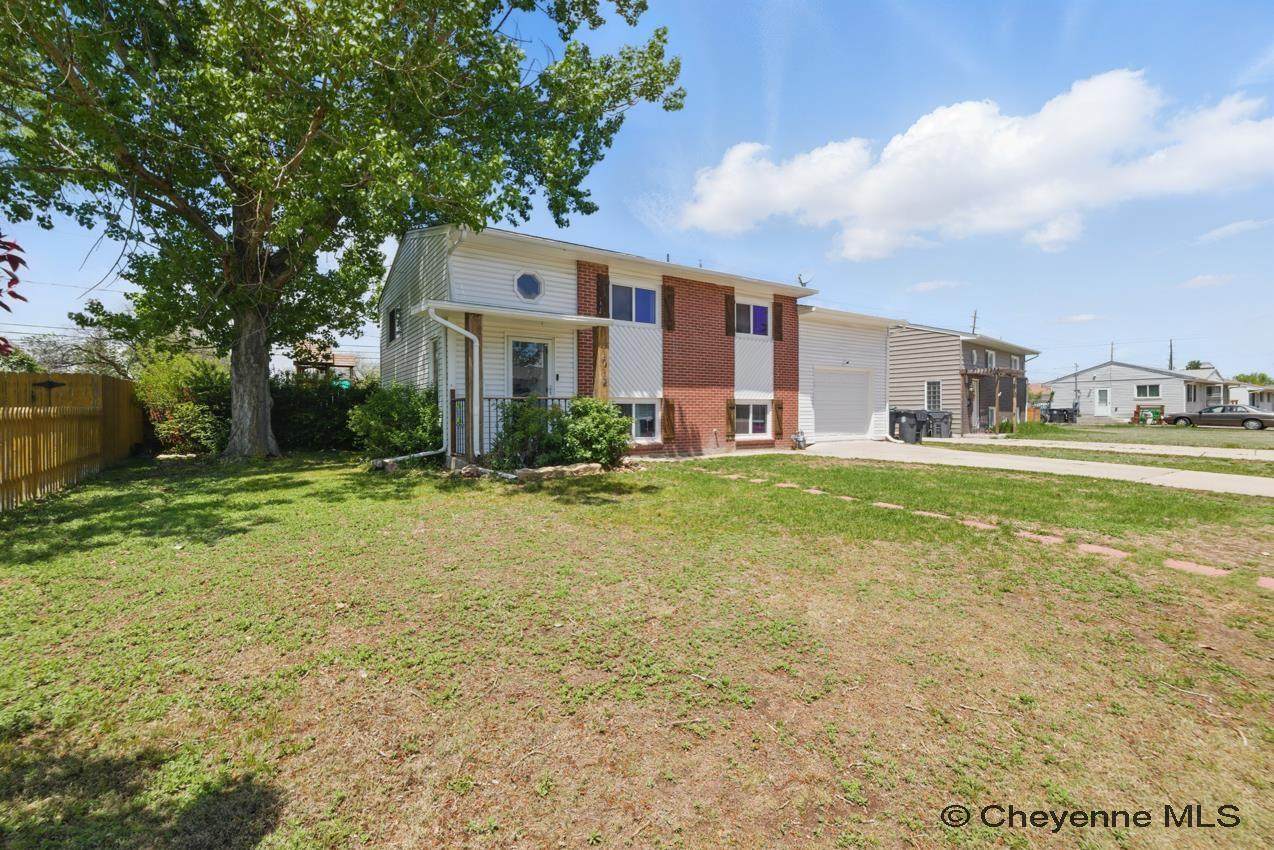 1012 Baldwin Dr - Photo 1