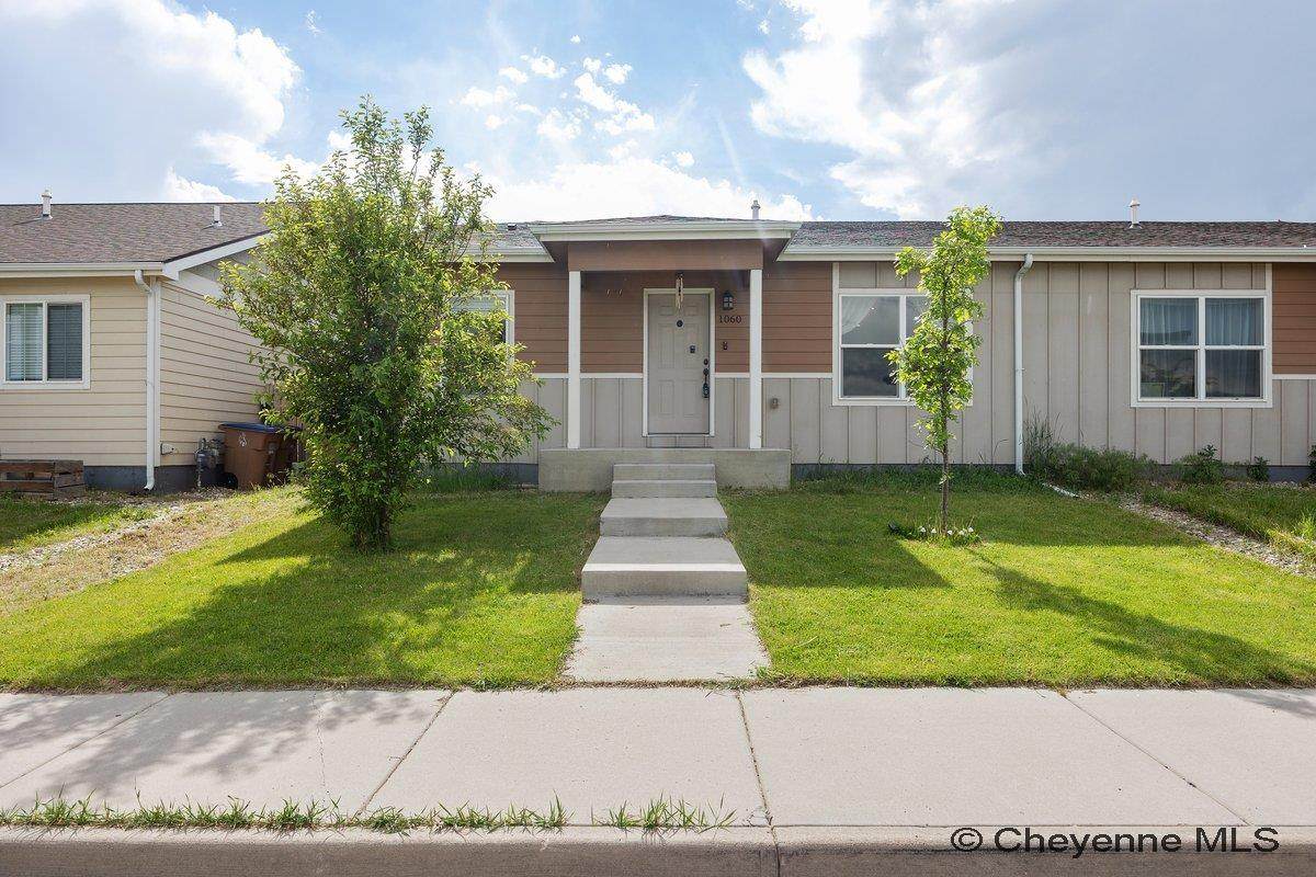 1060 Evans St - Photo 1