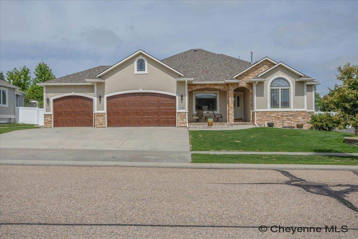 7500 Legacy Parkway - Photo 1