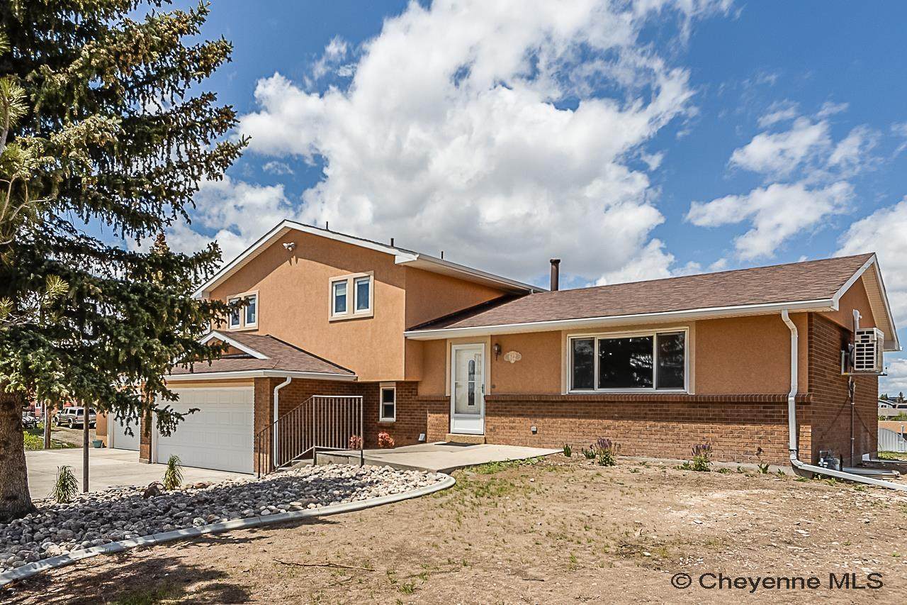 612 Wrangler Rd - Photo 1