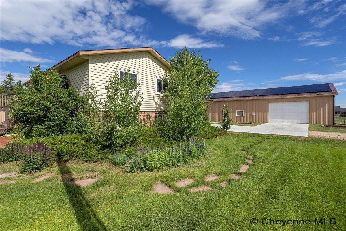3033 Crazy Horse Rd - Photo 1