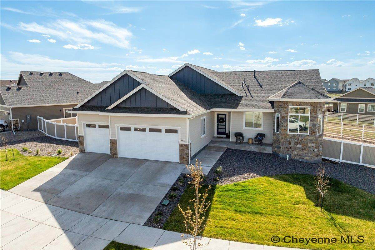 2200 Ledoux Dr - Photo 1