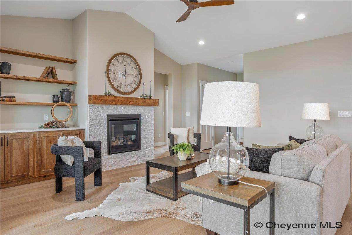1697 Nita Ct - Photo 1