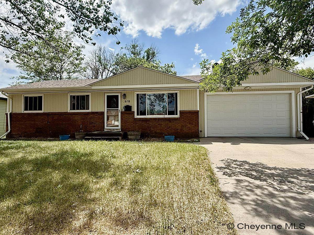 618 Mcgovern Ave - Photo 1