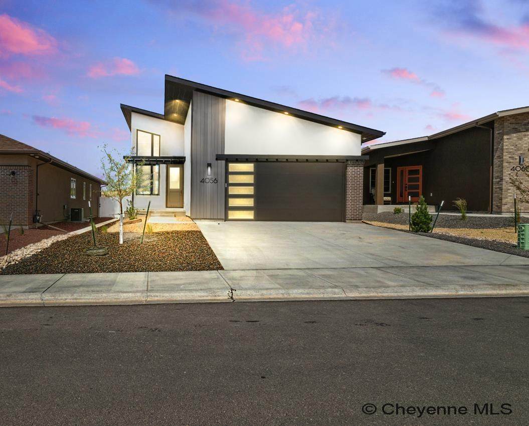 4056 Saddleback Ln - Photo 1