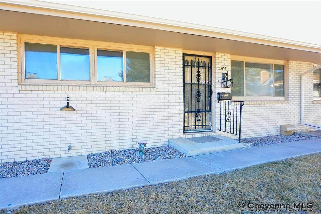 636 Western Hills Blvd - Photo 1