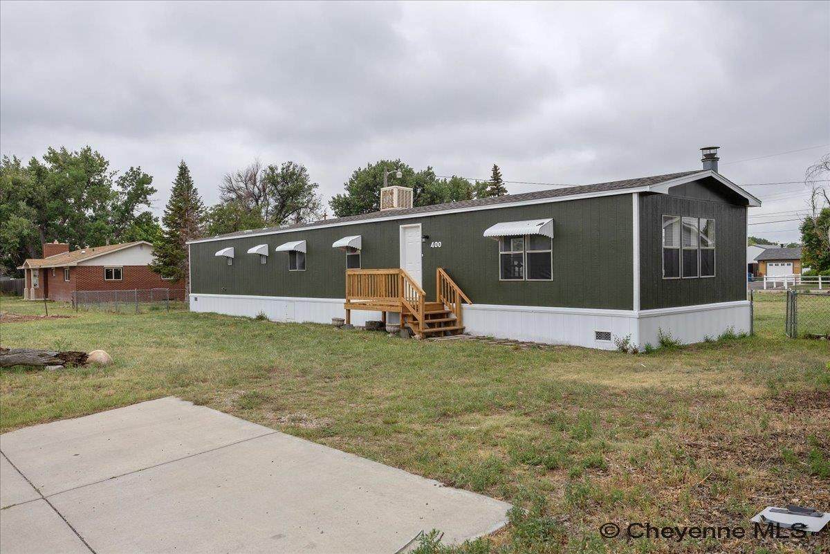 400 Avenue C - Photo 1